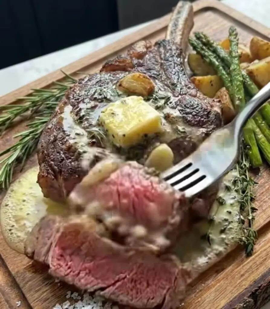 Garlic Butter Ribeye Steak (Côte de Bœuf) – Juicy, Flavor-Packed & Restaurant-Quality